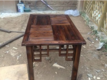 创意防腐木桌子